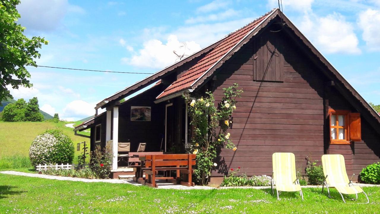 Wooden House Nela Near Plitvice Lakes Smoljanac Exteriér fotografie